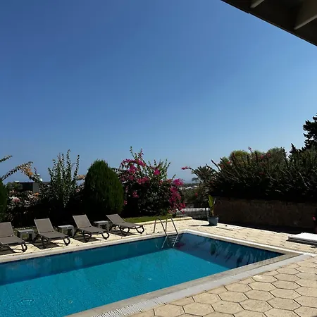 Hillside With Sea Views Villa Kyrenia (Northern Cyprus)
