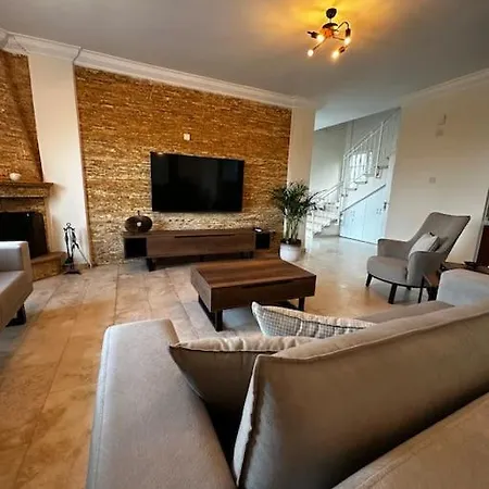 Hillside With Sea Views Girne