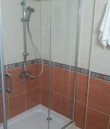 Vilă Hillside With Sea Views