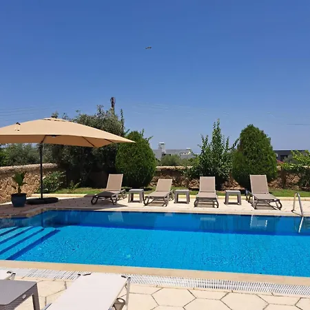 Hillside With Sea Views *