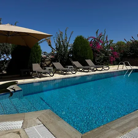 Villa Hillside With Sea Views Cirénia