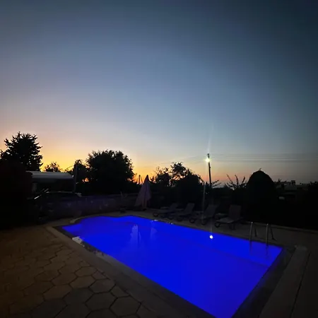 Villa Hillside With Sea Views