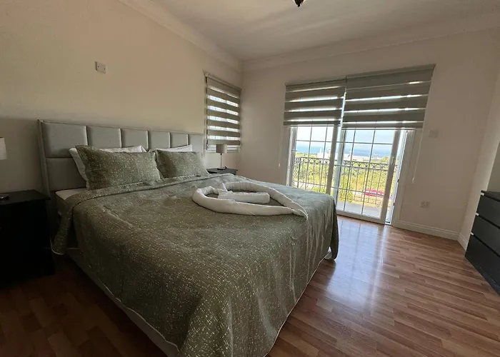 Hillside With Sea Views Villa Kyrenia (Northern Cyprus)