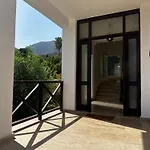 Villa Hillside With Sea Views